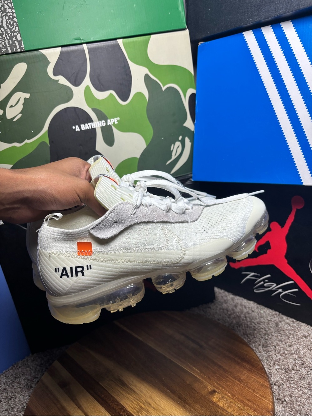 Off-White Men’s White Low-Top Vapor-Style Sneakers
